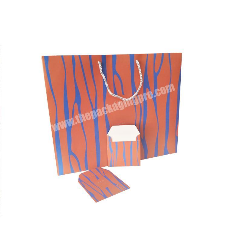 Yilucai Custom Logo Printed Paper Gift Shopping Bags