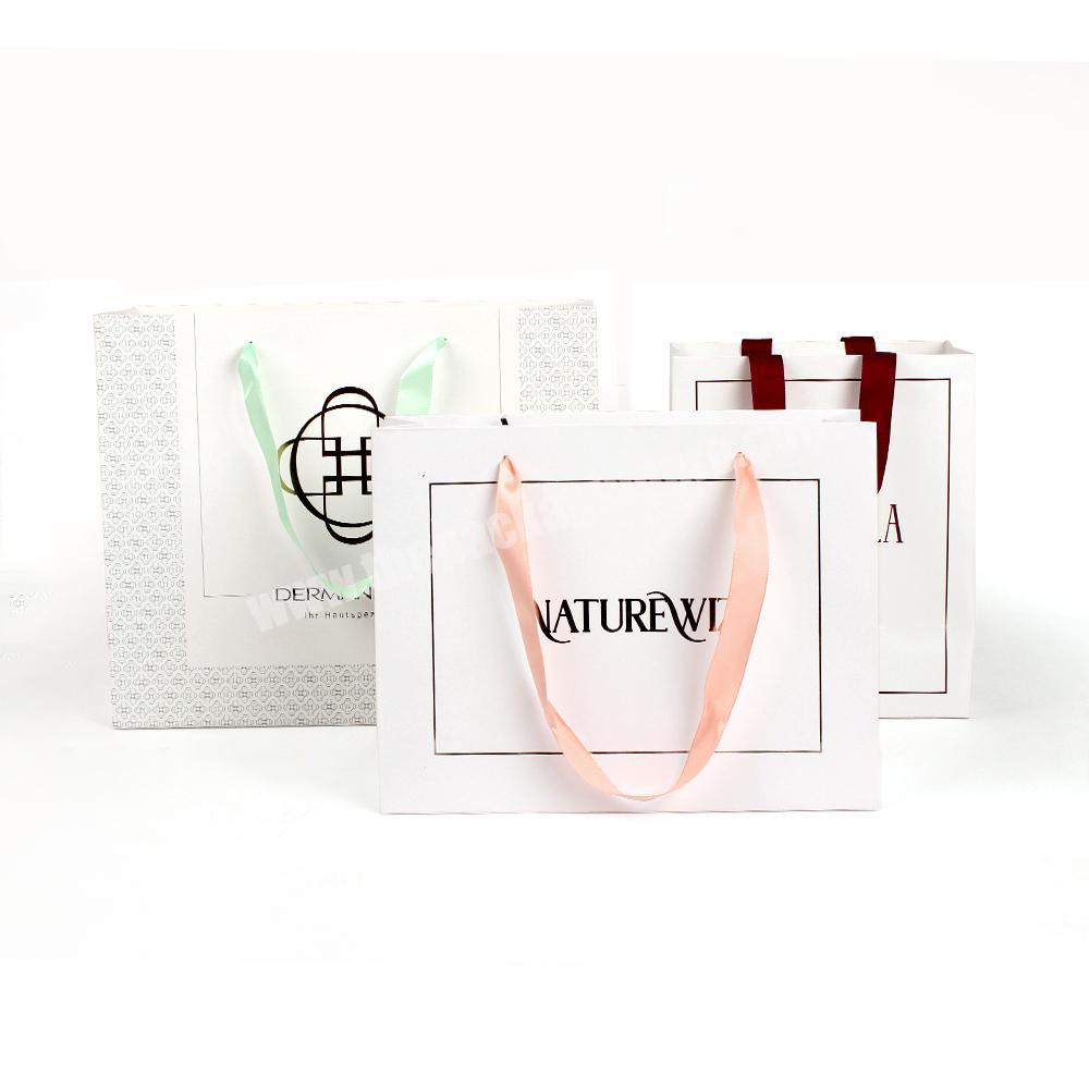 Yilucai Custom Luxury Paper Retail Perfume Shopping Cosmetic Boutique Bags