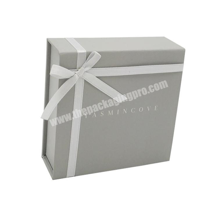 custom cmyk printed elegant small rigid cardboard packaging platform gift card box