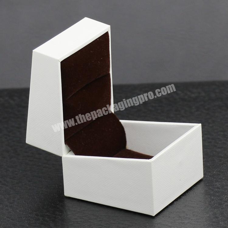 Custom White luxury Fancy Leatherette Paper Gift Logo jewelry Box For Necklace Bracelet Packing Plastic Packaging ring Box