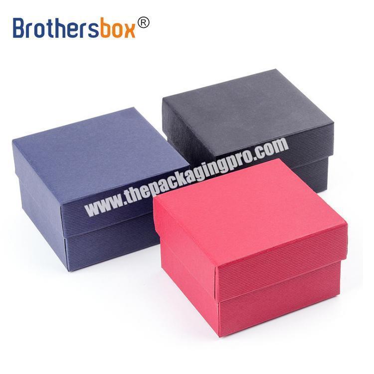 Cheap Custom Unique Single Small Size leather MDF Wooden Watch Packaging Box with pillow