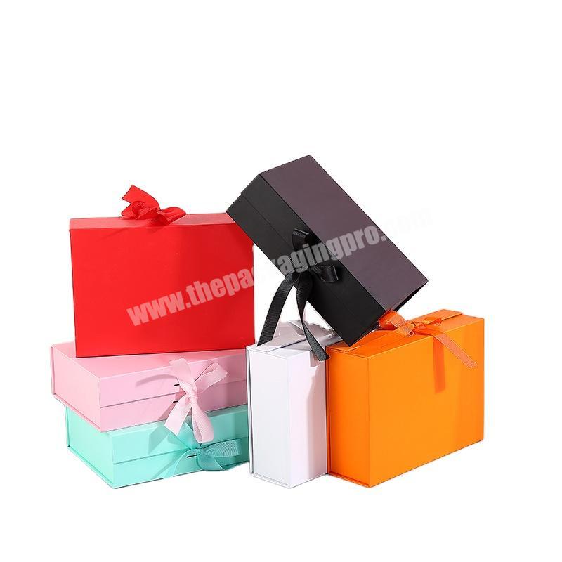 Flip folding box, empty box for luxury cosmetics packaging, black gift bag for lipstick and lip gloss