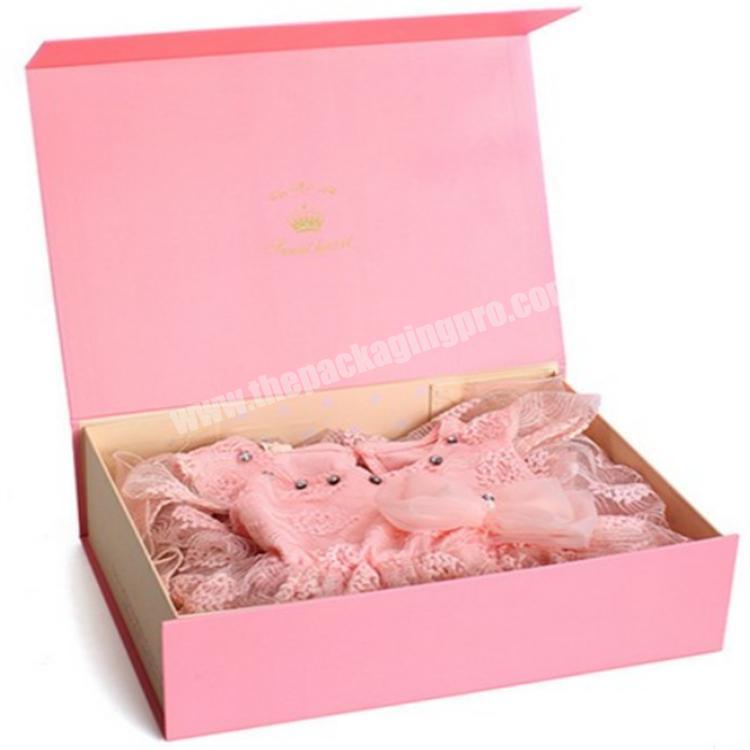 High Quality pink magnetic closure gift box