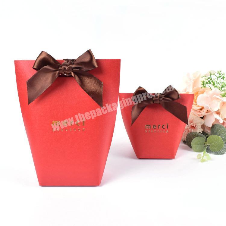 Senior white simple pure color hot stamping bowknot gift box