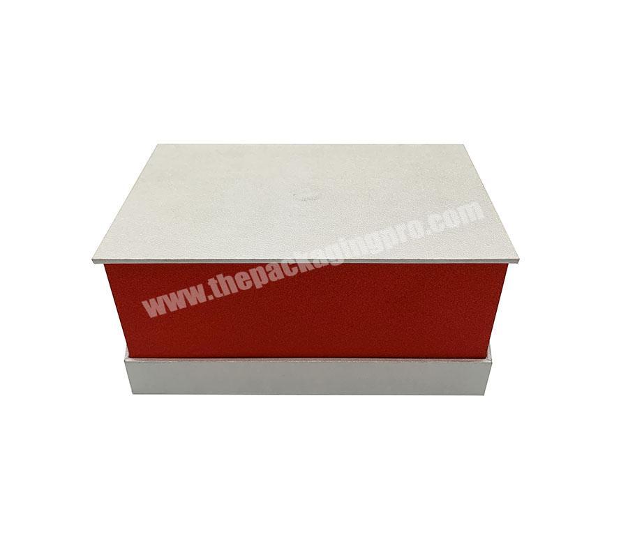Wholesale White Magnetic Closure Gift Box