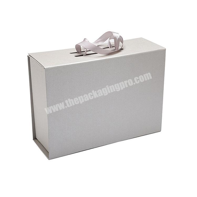 luxury paper magnetic ribbon gift box with handle