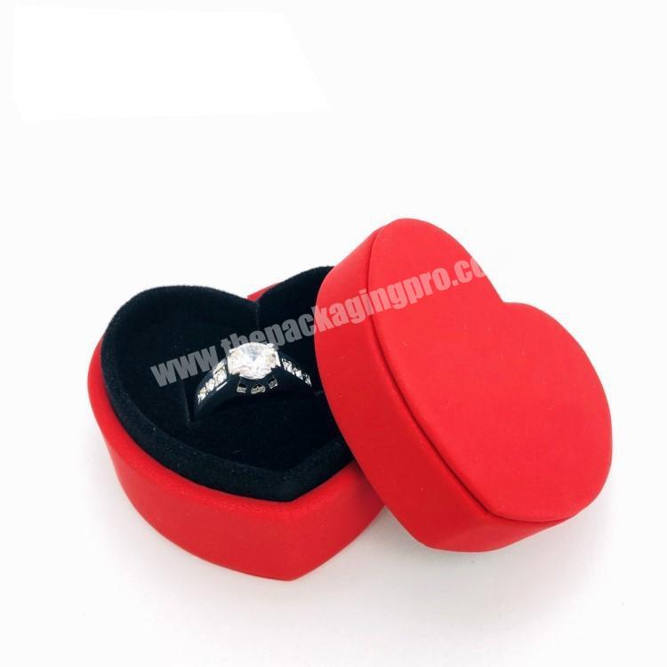 luxury wedding velvet heart ring box