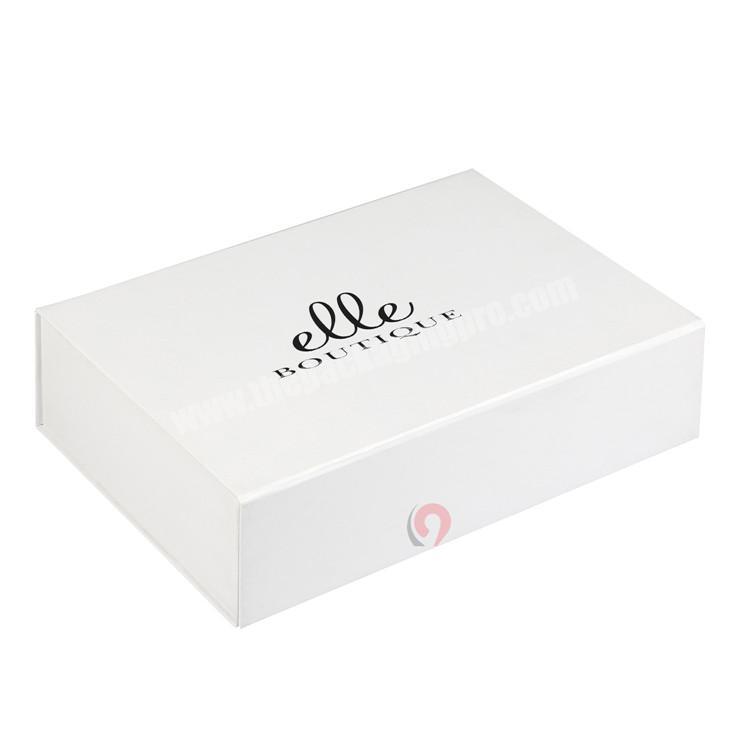 white favor clothing folding packaging magnet gift box