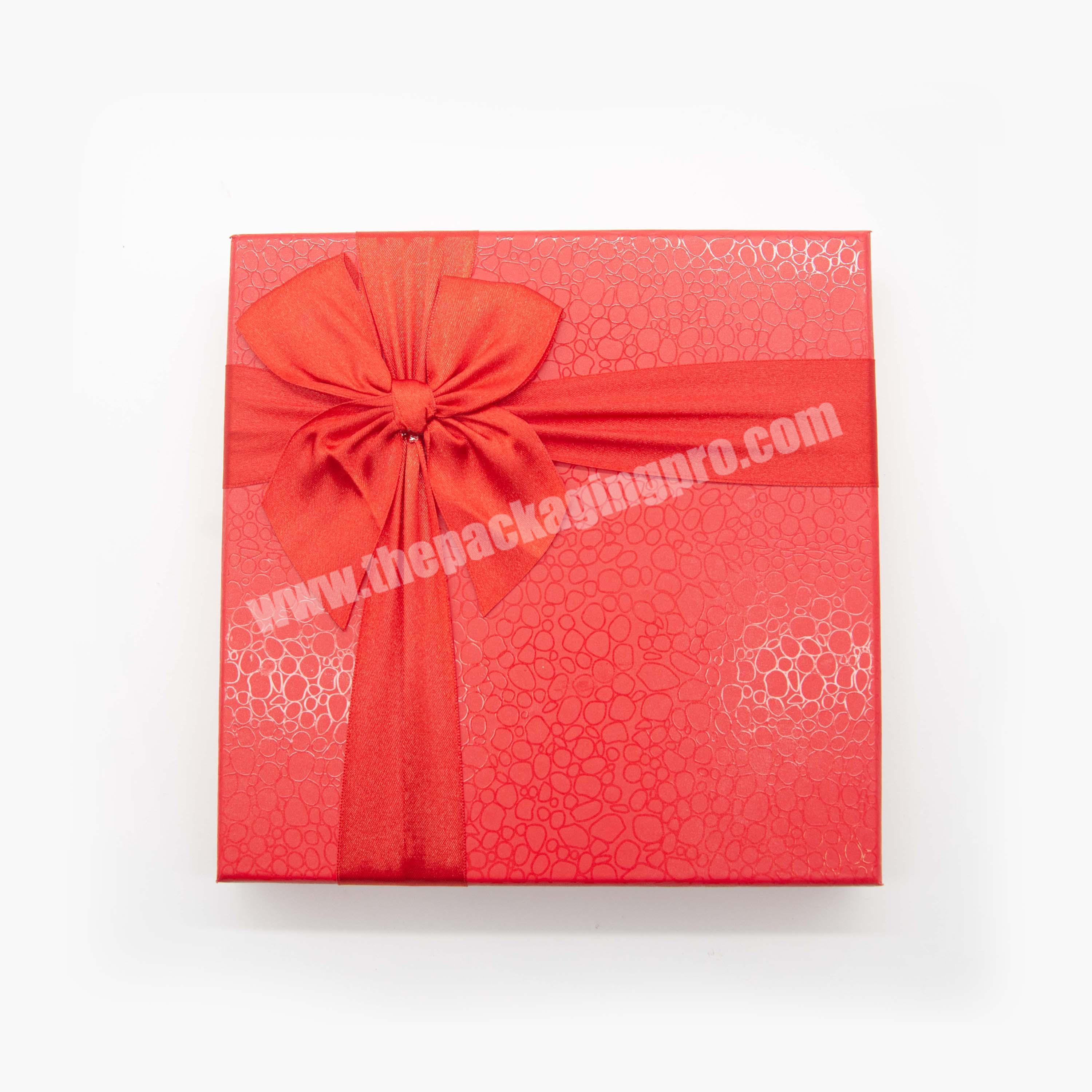 Chic elegant customized OEM brand cardboard big size paper gift box packaging with ribbon bow