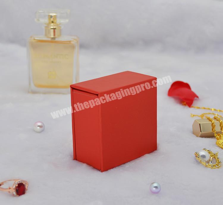 Custom Cardboard Magnetic Gift Packing Small Jewelry Boxes Custom Printing For Pendant