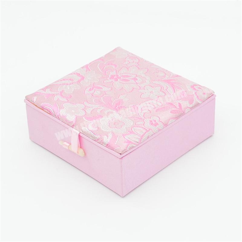 Custom China Unique Pink Embroidery Watch Jewelri Gift Packaging Boxes Cardboard Paper Jewelry Bracelet Box