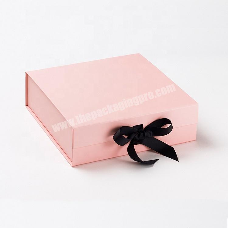 Custom Logo Printed Foldable Garment Paper Packaging Box Magnetic Closure Cardboard Foldable Apparel Gift Boxes