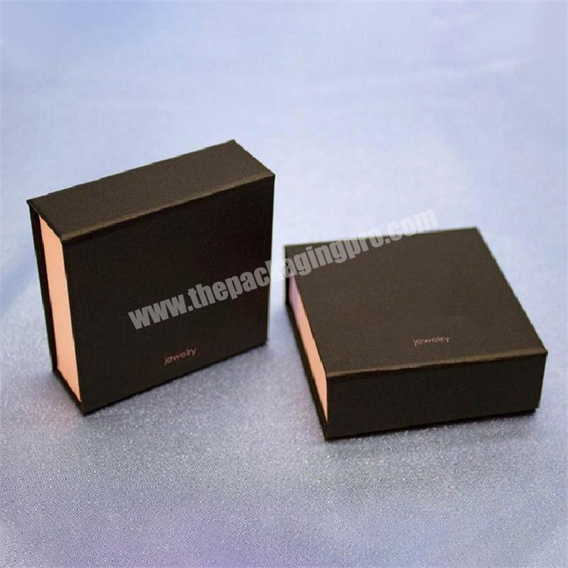 Custom Square Jewelry Design Logo Magnetic Gift Box Sponge Pad Book Shape Skincare Packaging Box