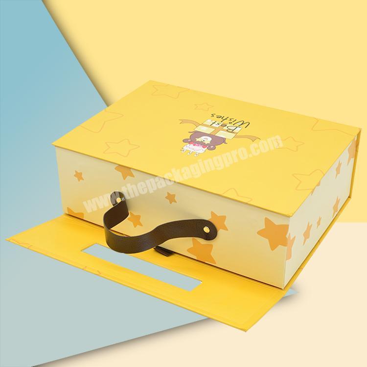 Factory Customized Lovely Gift Box for Children with Handle Luxury Cardboard Paper Box