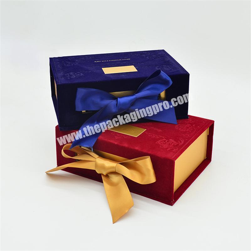 Luxury Black Diving Glass Inner Support Book Shaped Clothes Custom Magnetic Rectangle Gift Packaging Paper Box