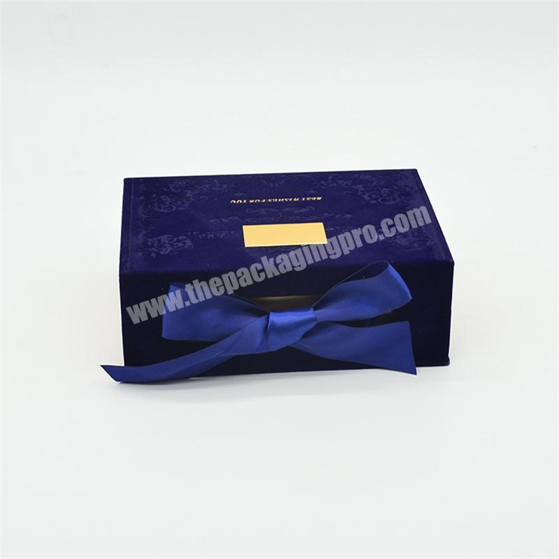 Wholesale luxury velvet suede material cardboard packaging boxes with gold plate OEM logo for perfume fragrance