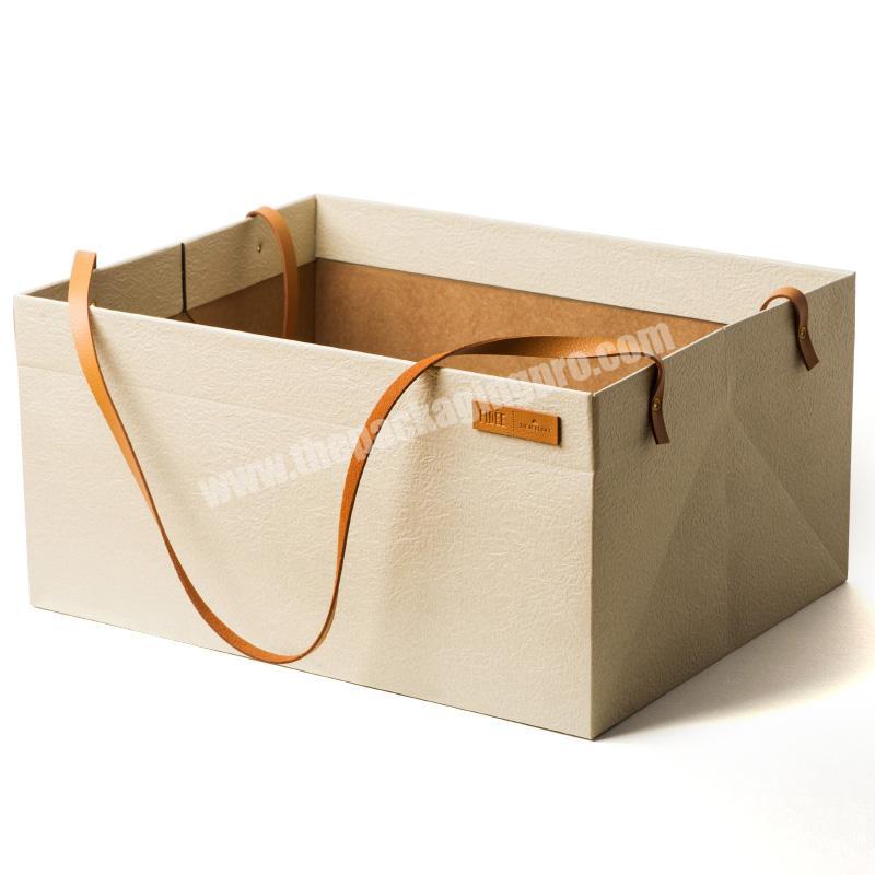 Fashion Elegant Luxury Shopping Custom Logo Design Printing  Gift Packaging Paper Bags