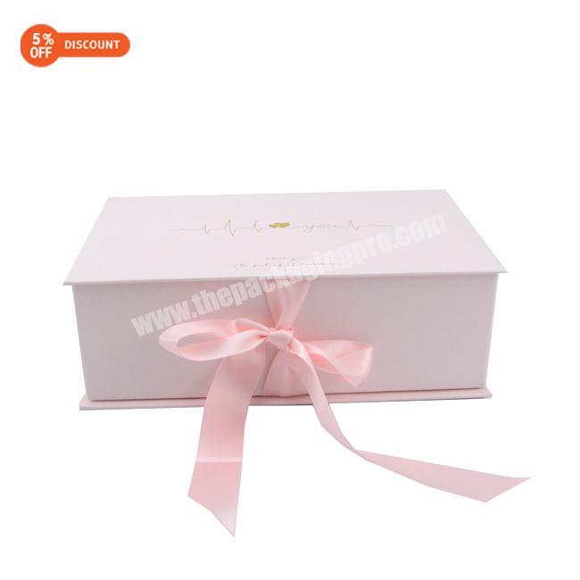 wholesale  Luxury recycle custom logo printing pink magnet gift packaging box with ribbon