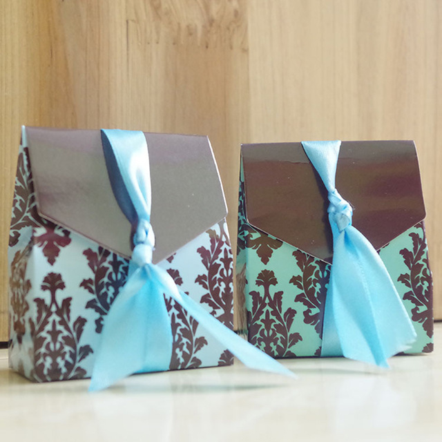 20PCS bohemian Brown and Blue Floral Blue Dress Suit Paper Candy Bag with Bow Ribbon Small Chocolate Boxes For Wedding Favors
