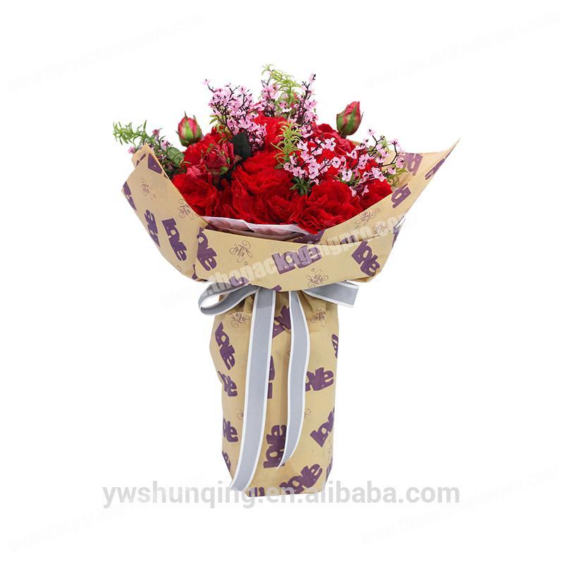 Wholesale 40pcs/bag 50*70cm Newspaper Love Print Flower Wrapping