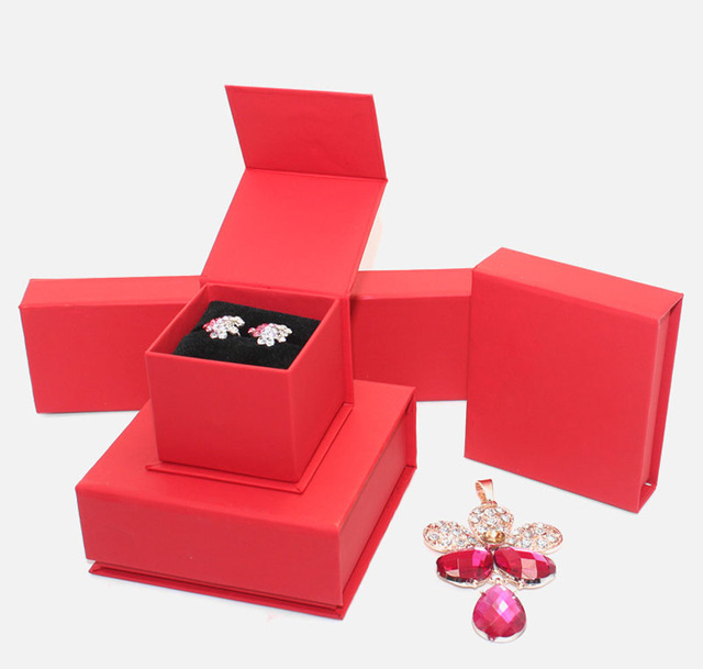 High Quality Free Shipping Box For Jewelry wholesale 40pcs /lot Red Ring Display Boxes Earring Packaging Box Gift Jewelry Box