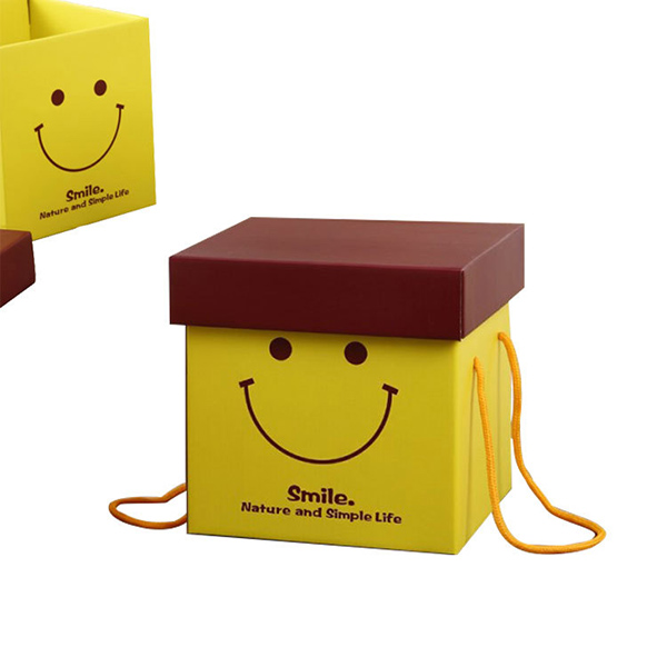 Yellow Smile Flower Box with Handle Strings