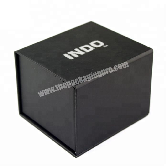 Alibaba Germany Matt Lamination Black Magnetic Closure Gift Box