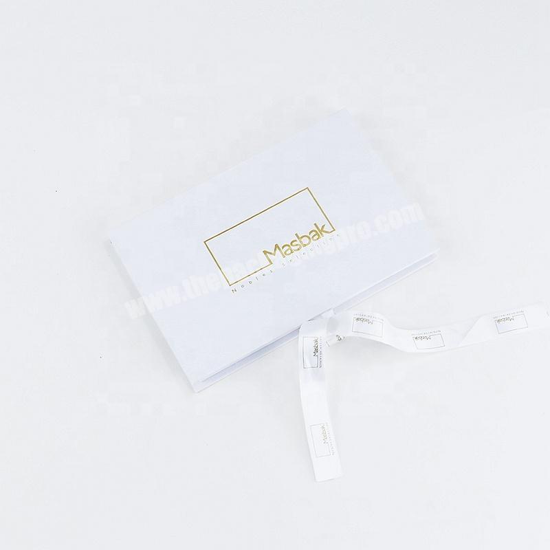 Amazon Hot Sale Rectangle Ribbon Decoration Gift Box Gold Foil Printed Credit Card Box  Packaging