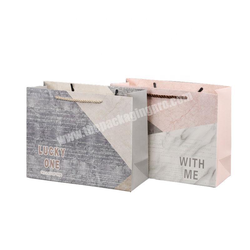 Beautiful design Women's clothing gift paper shopping bags