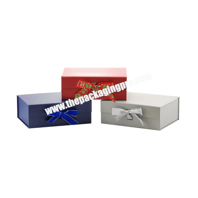 Bespoke color design foldable style magnetic closure lid gift box with ribbon