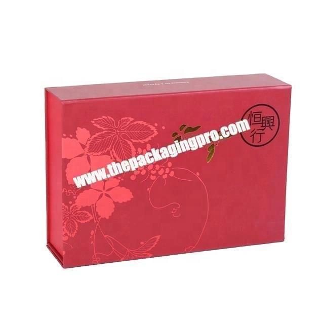 bespoke red folding magnetic boxes packaging luxury