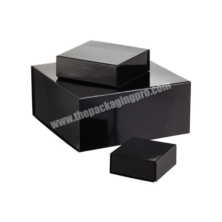 cardboard magnetic closure black paper gift box