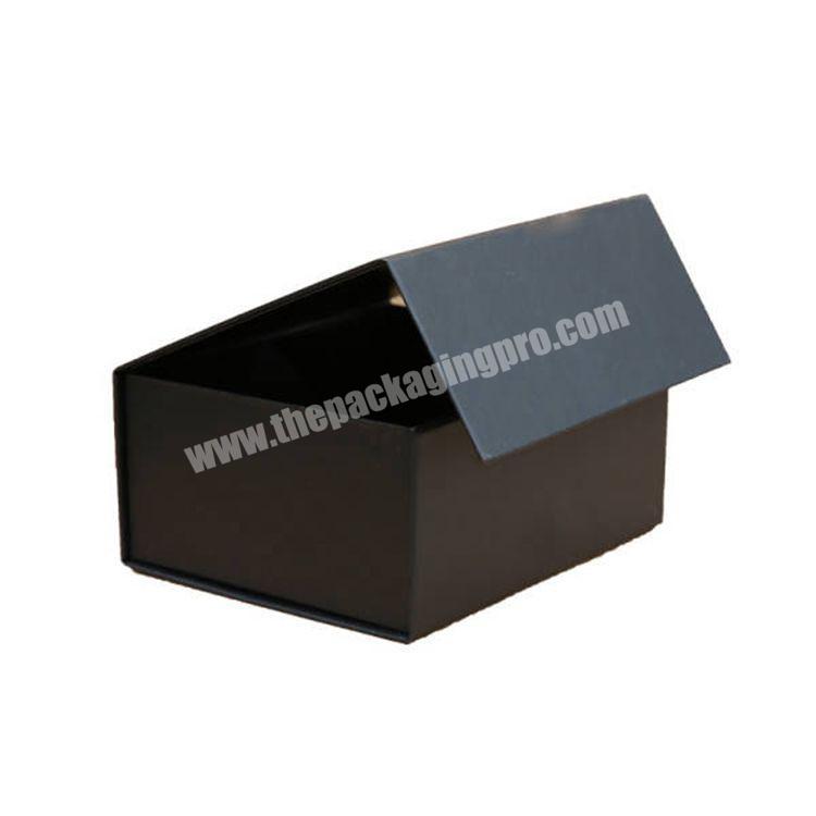 Cheap Custom Recycle Cosmetic Gift Set Packaging Box Made In China
