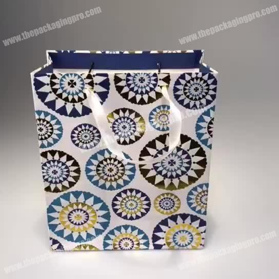 cheap top quality Free Sample Shopping Gift Paper Bag With Handle