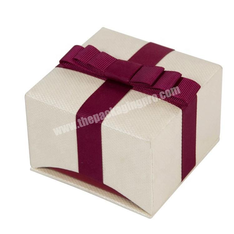 China Custom Design New Gift Cardboard Box with Inner Tray Wholesale