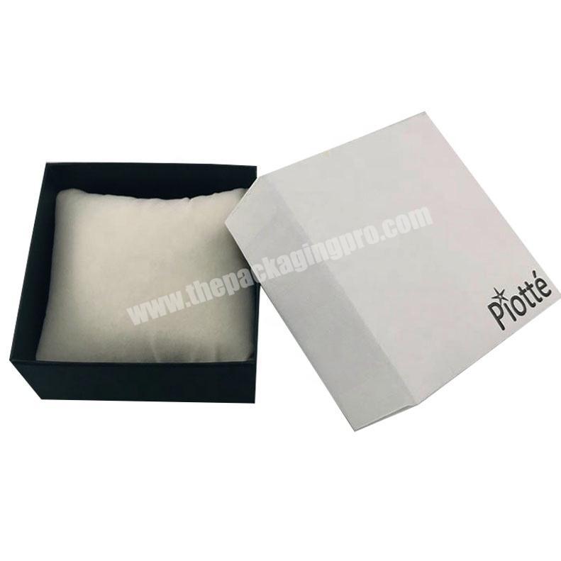 China factory cheap simple white and black color lid and base watch box with pillow