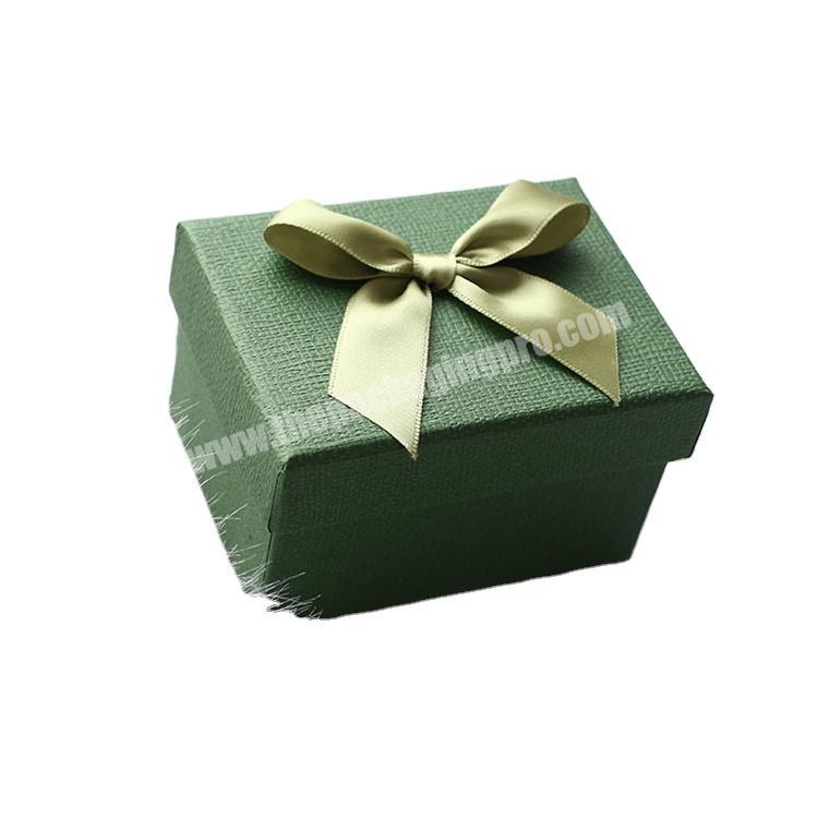 China factory wholesale available many colors christmas box gift customised paper gift box