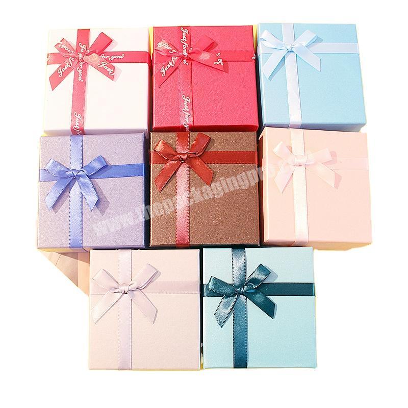 China hot sale gift box packaging box gift paper gift box in low price