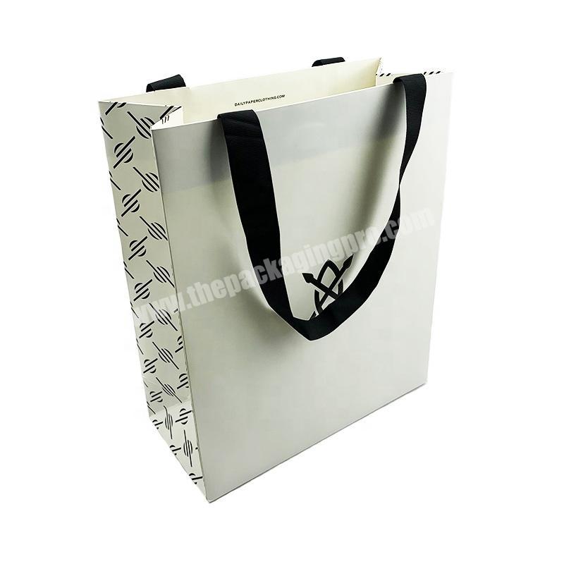 China Manufacturer Luxury Printed Gift Custom Shopping White Paper Bag With Your Own Logo