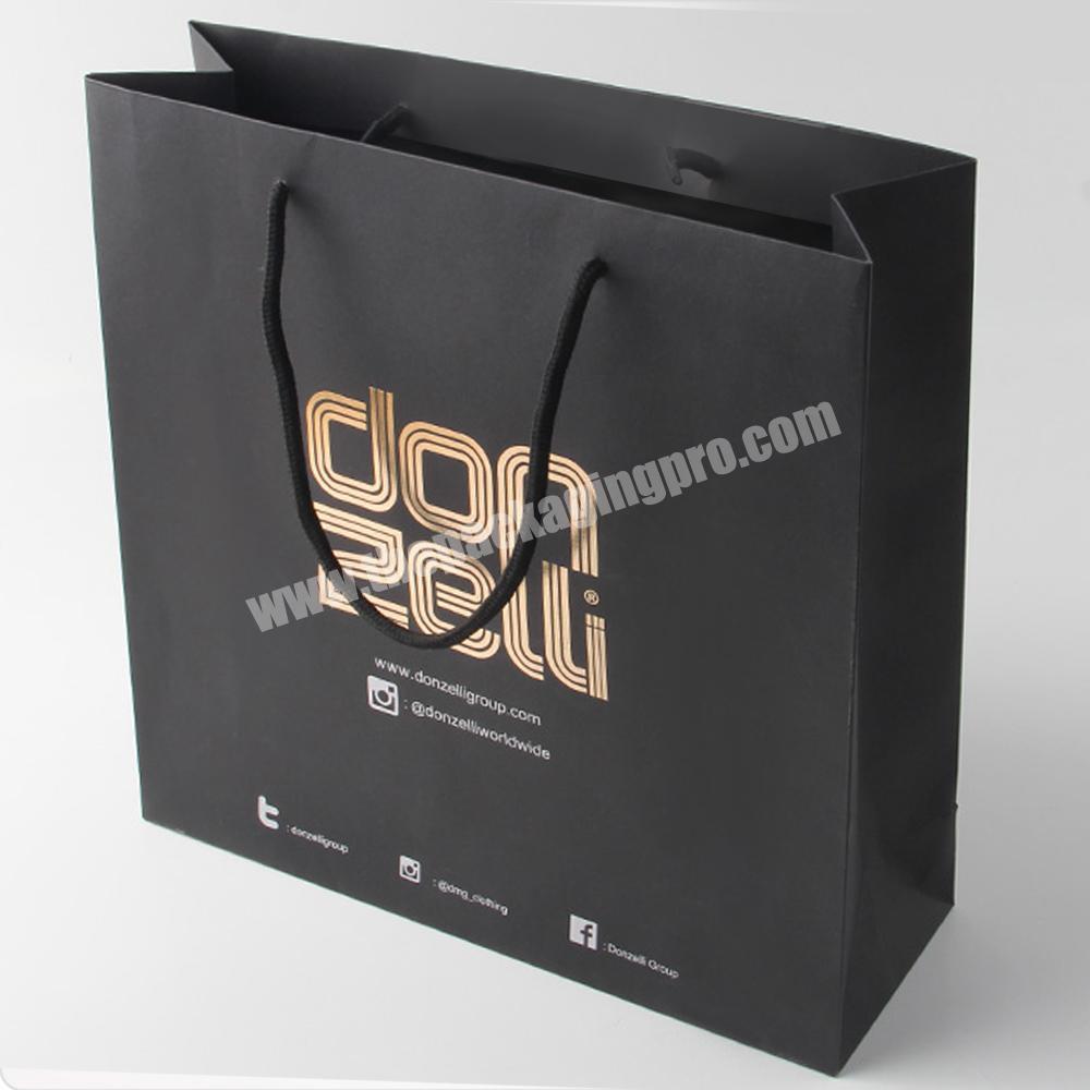 China new designed logo clothing famous brand paper packaging bag