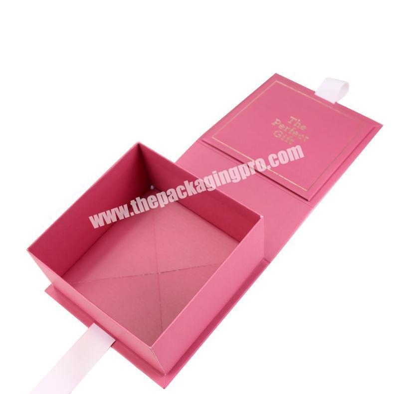 China wholesale custom logo printed luxury rigid cardboard paper gift packaging Pandora jewelry box