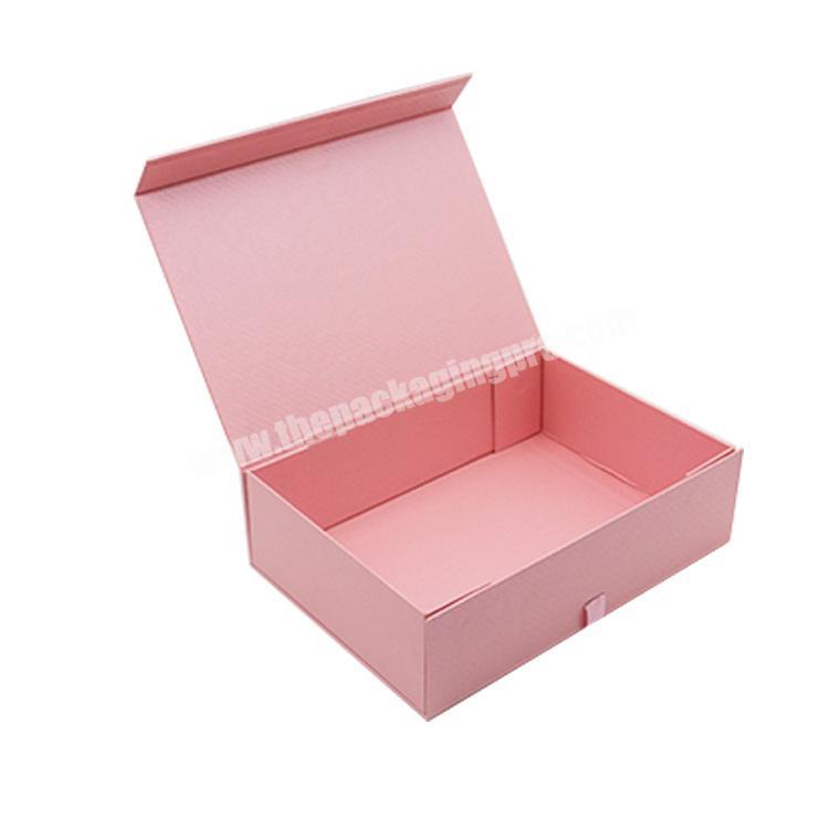 Chinese manufacturer custom gift box pink packaging with magnetic gift box with ribbon gift rope
