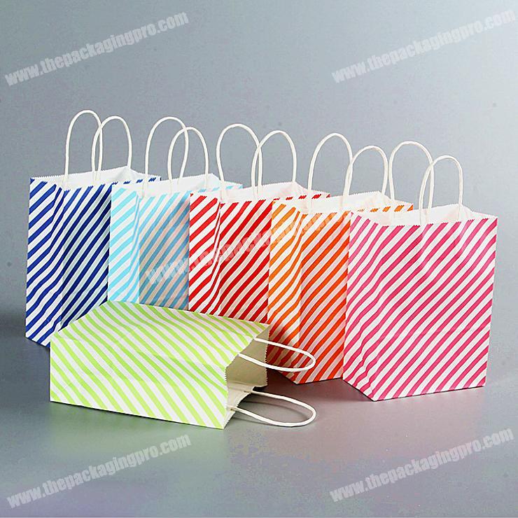 Clothing kraft paper bag advertising gift bag custom printed pet food packaging bags