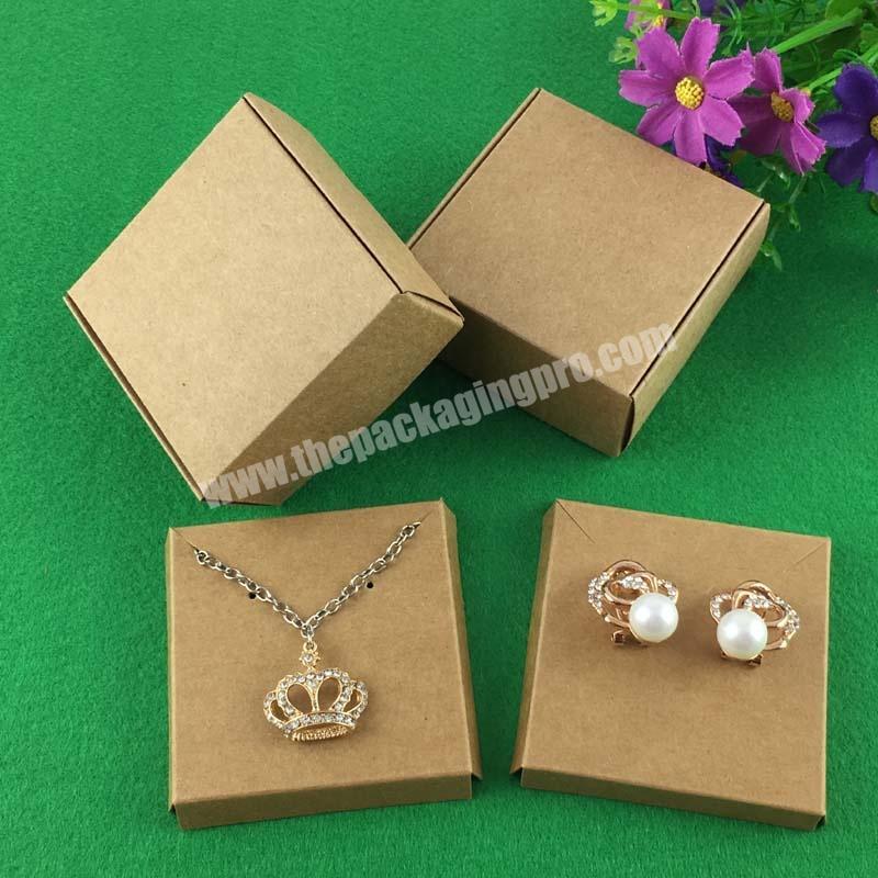 CMYK printing paper earring holder China factory wholesale