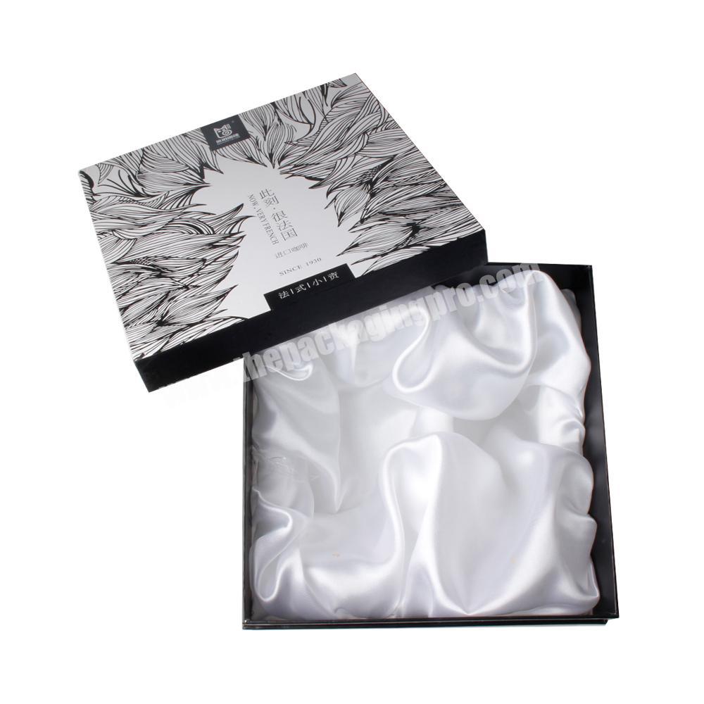 Custom 2 piece lid and base gift box art paper matte black cosmetic make up packaging with stain