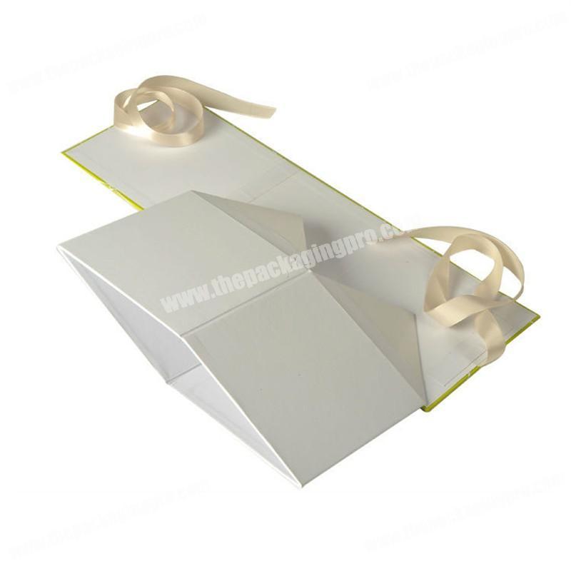 Custom Cardboard Folding Box And Brand Printing With Magnetic Closure