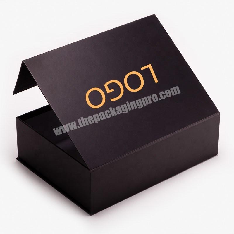 Custom Creative Black Flip Lid Sponge Tray Rigid Paper Magnetic Closure Packaging Box