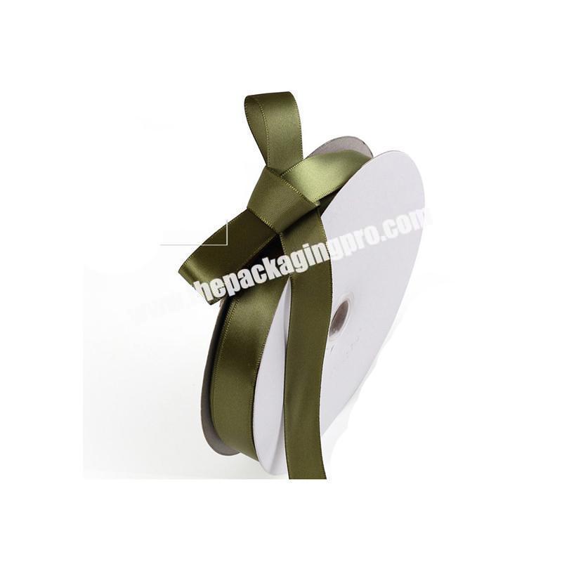 Custom design folding box with ribbon