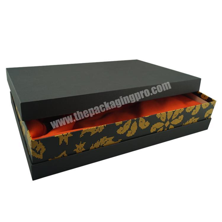 Custom Gold Printing Garment Black Gift Box with Lid