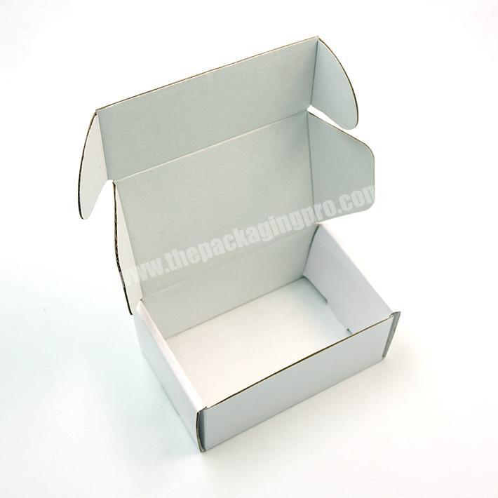 Custom gold stamp storage packing food macaroons sweet cake paper white cardboard deliver gift box